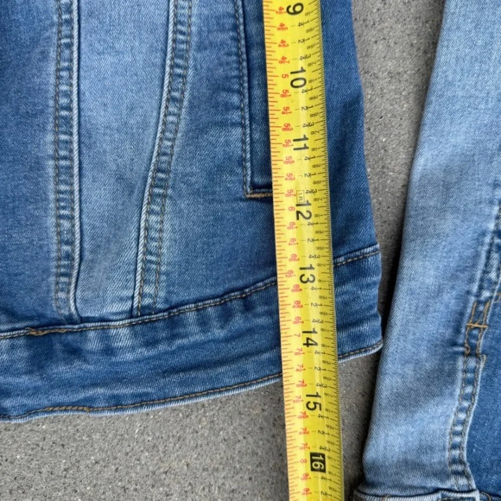 Joes Jeans Kids Denim Jacket Medium Wash Blue Button Front Size M‎ 8-10